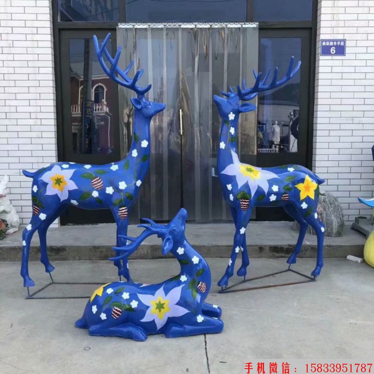 玻璃钢鹿雕塑，彩绘鹿雕塑，草坪鹿雕塑1