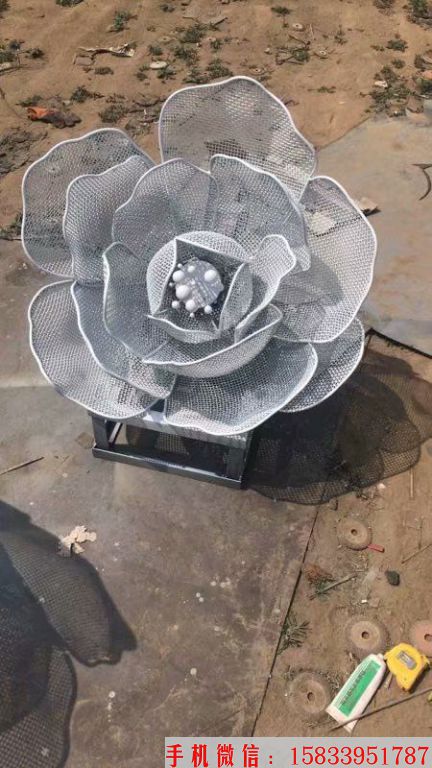 不锈钢荷花镂空雕塑，镂空花朵雕塑，创意花朵雕塑1